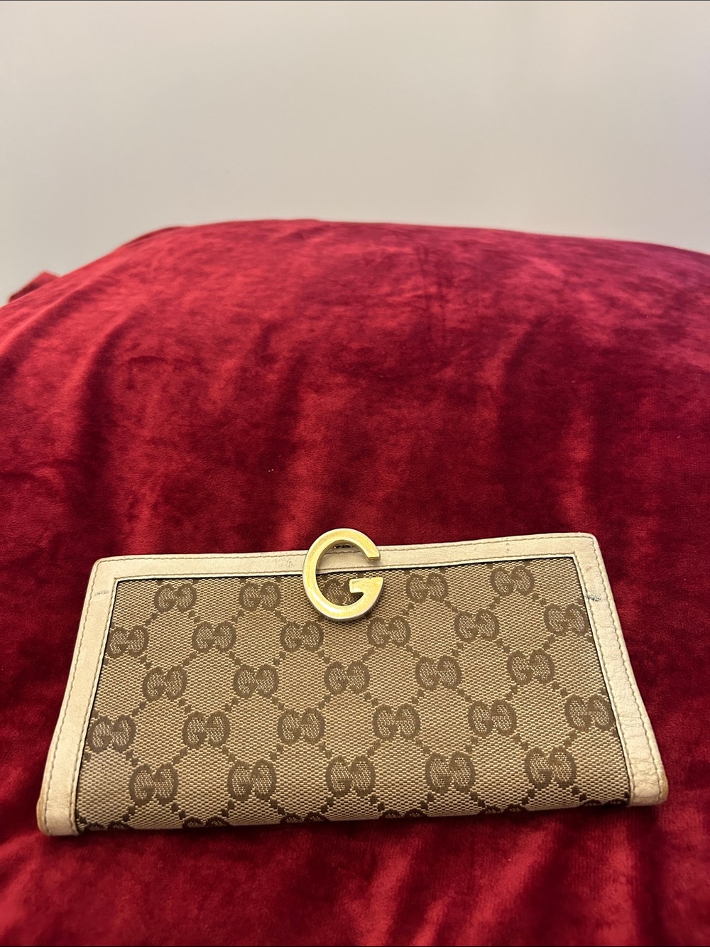 Gucci Brown Beige GG Canvas Continental Wallet with Gold G
